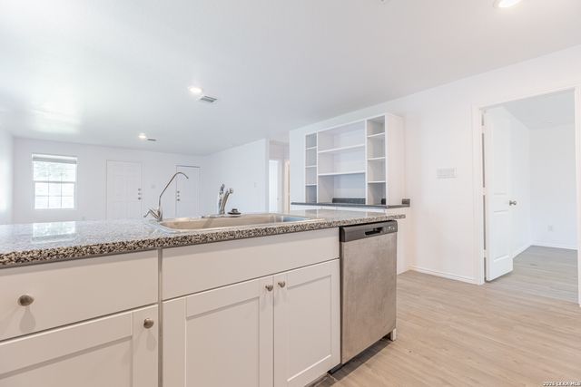 2807 RUBY XING, San Antonio, TX 78264