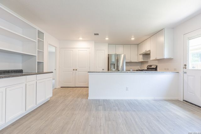 2807 RUBY XING, San Antonio, TX 78264