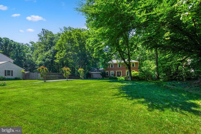 10999 HIGHRIDGE ST, Fairfax Station, VA 22039
