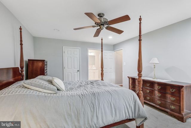 10999 HIGHRIDGE ST, Fairfax Station, VA 22039
