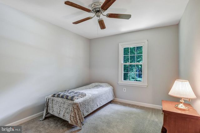 10999 HIGHRIDGE ST, Fairfax Station, VA 22039
