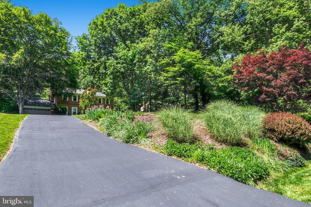 10999 HIGHRIDGE ST, Fairfax Station, VA 22039