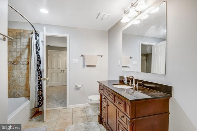 10999 HIGHRIDGE ST, Fairfax Station, VA 22039