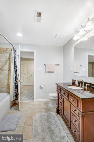 10999 HIGHRIDGE ST, Fairfax Station, VA 22039
