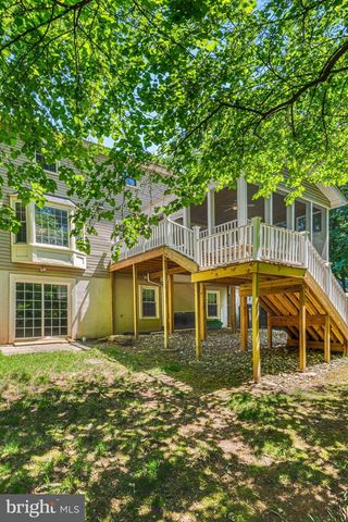 10999 HIGHRIDGE ST, Fairfax Station, VA 22039