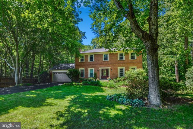 10999 HIGHRIDGE ST, Fairfax Station, VA 22039