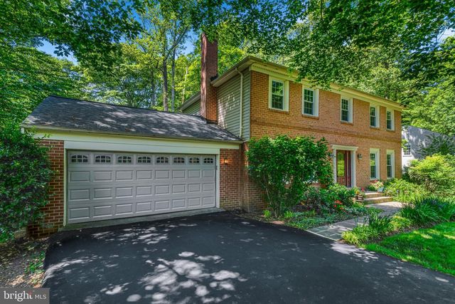 10999 HIGHRIDGE ST, Fairfax Station, VA 22039