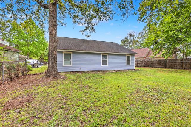 104 Tweed Court, Summerville, SC 29486