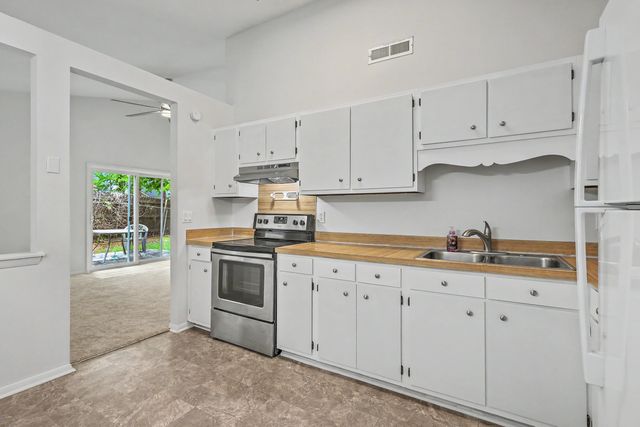 104 Tweed Court, Summerville, SC 29486