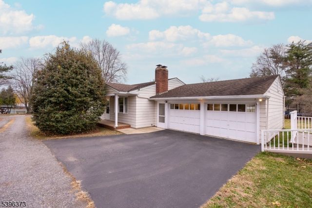 81 Elwood Ave, Flemington Boro, NJ 08822