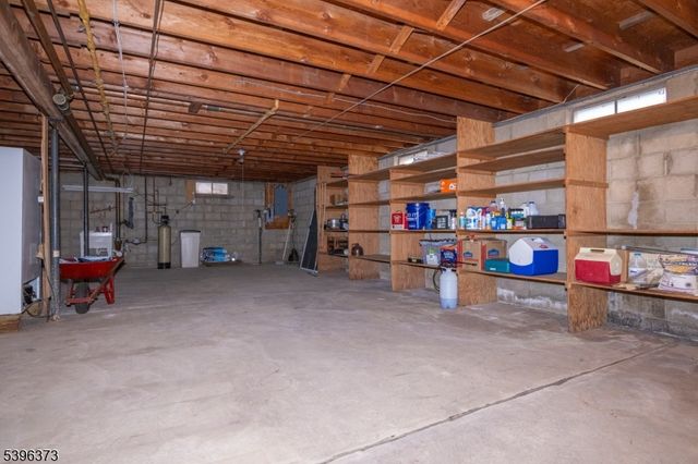 81 Elwood Ave, Flemington Boro, NJ 08822