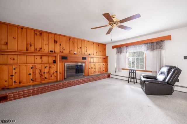 81 Elwood Ave, Flemington Boro, NJ 08822