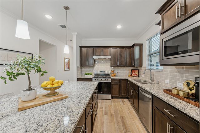 7747 Rolling Stone Drive, Fulshear, TX 77441