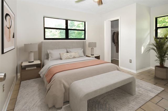 10902 Mosscrest Drive, Houston, TX 77048