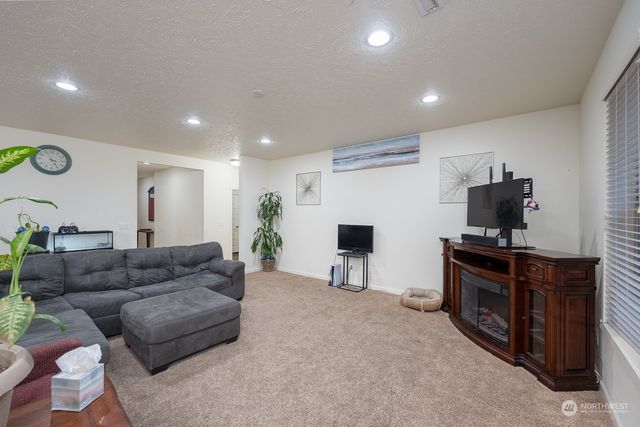 4719 Badger Street, Moses Lake, WA 98837