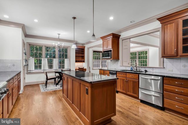 11036 POPES HEAD ROAD, Fairfax, VA 22030