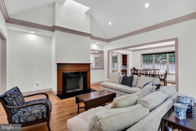 11036 POPES HEAD ROAD, Fairfax, VA 22030