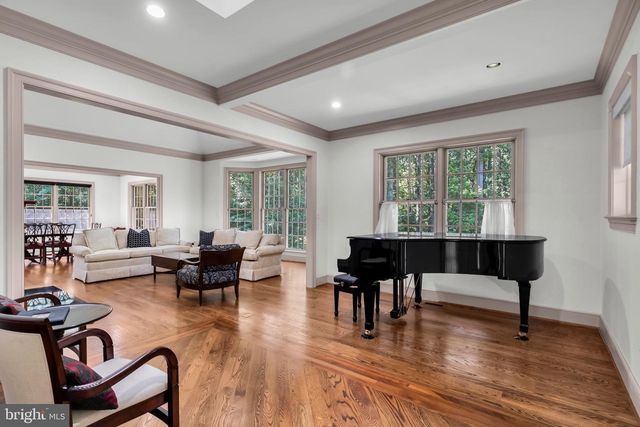11036 POPES HEAD ROAD, Fairfax, VA 22030