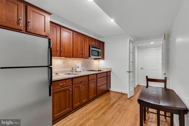 11036 POPES HEAD ROAD, Fairfax, VA 22030