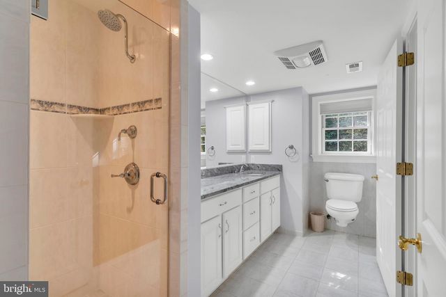 11036 POPES HEAD ROAD, Fairfax, VA 22030