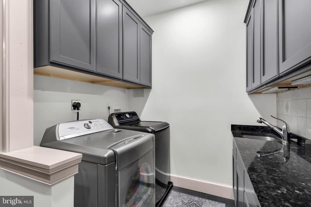 11036 POPES HEAD ROAD, Fairfax, VA 22030
