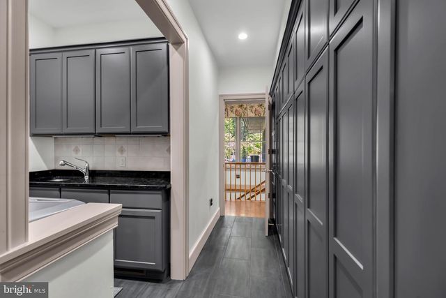 11036 POPES HEAD ROAD, Fairfax, VA 22030