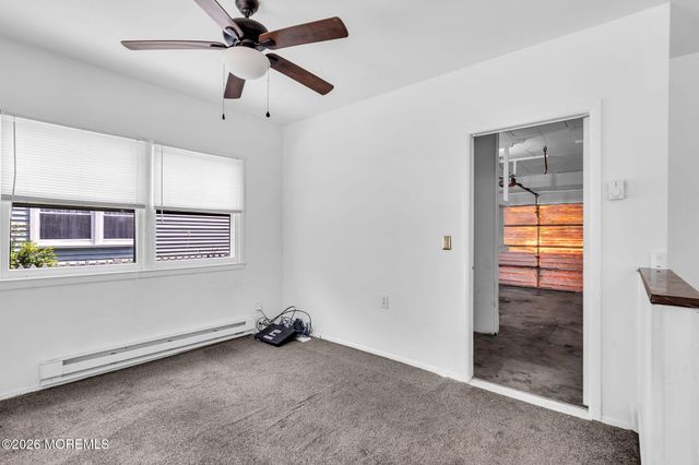 14 S Chestnut Avenue, Whiting, NJ 08759