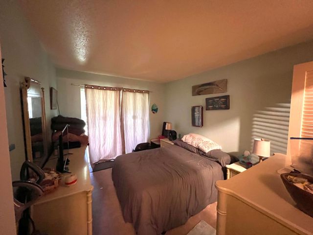 561 DURHAM T T, Deerfield Beach, FL 33442