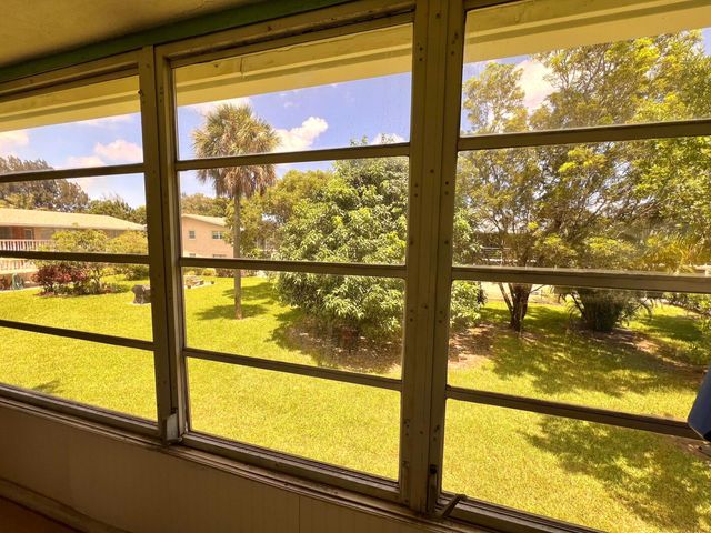 561 DURHAM T T, Deerfield Beach, FL 33442