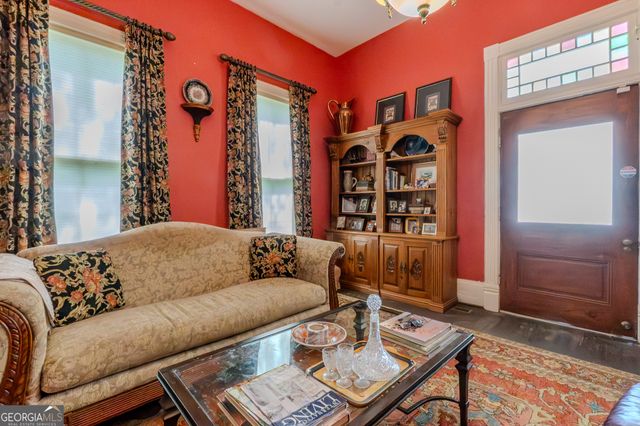 5 W Oak Street, Luthersville, GA 30251