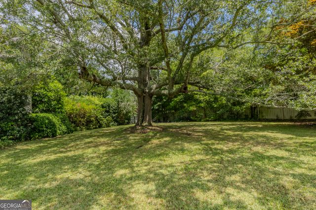 5 W Oak Street, Luthersville, GA 30251