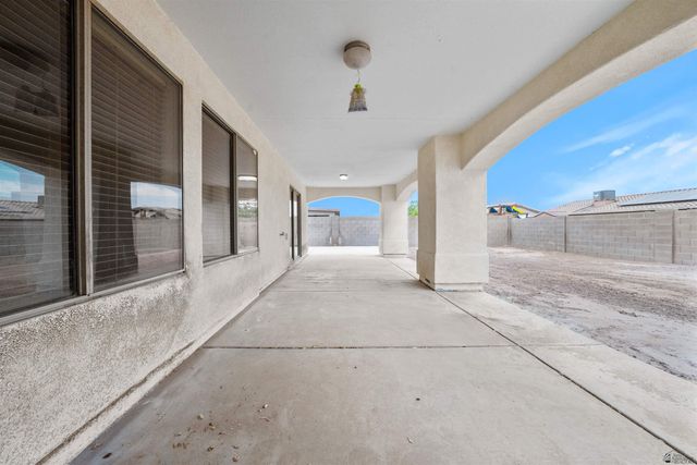 11626 E 35 ST, Yuma, AZ 85367