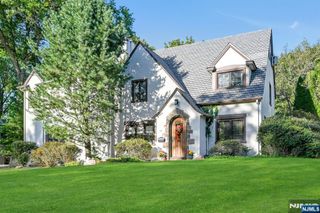 20 Northwood Avenue, Demarest, NJ 07627