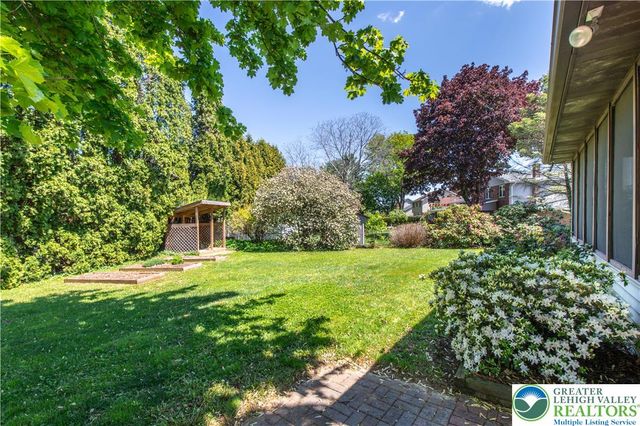 3485 Michigan Court, Bethlehem Twp, PA 18020