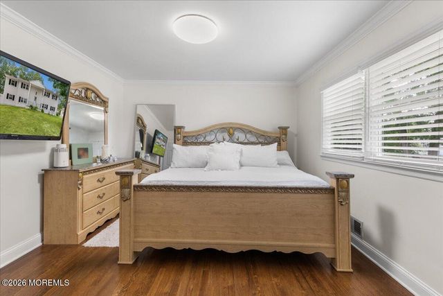 111 Oak Ridge Parkway, Toms River, NJ 08755