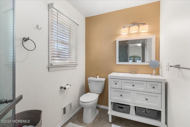 111 Oak Ridge Parkway, Toms River, NJ 08755