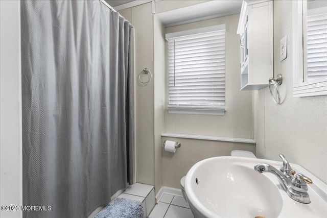 111 Oak Ridge Parkway, Toms River, NJ 08755