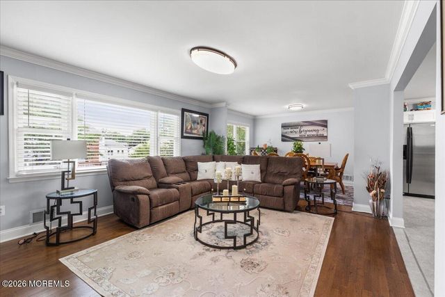111 Oak Ridge Parkway, Toms River, NJ 08755