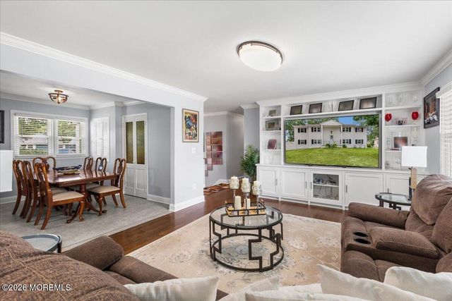 111 Oak Ridge Parkway, Toms River, NJ 08755