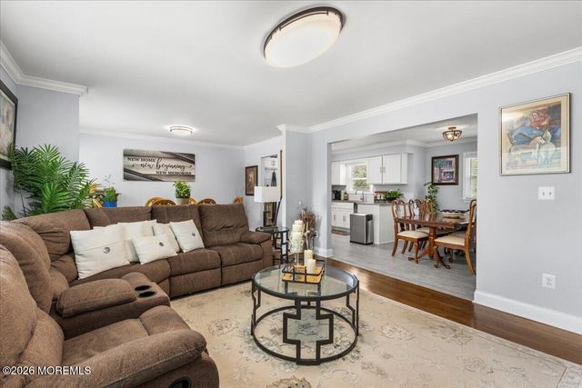 111 Oak Ridge Parkway, Toms River, NJ 08755