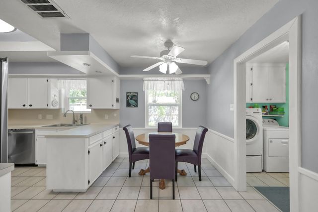 27132 S Harlan Lane, Conroe, TX 77385