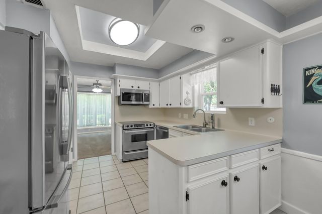 27132 S Harlan Lane, Conroe, TX 77385