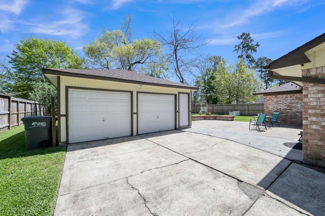 27132 S Harlan Lane, Conroe, TX 77385