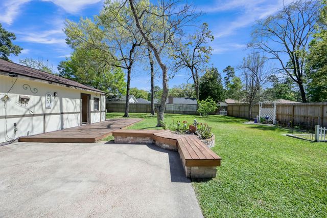 27132 S Harlan Lane, Conroe, TX 77385