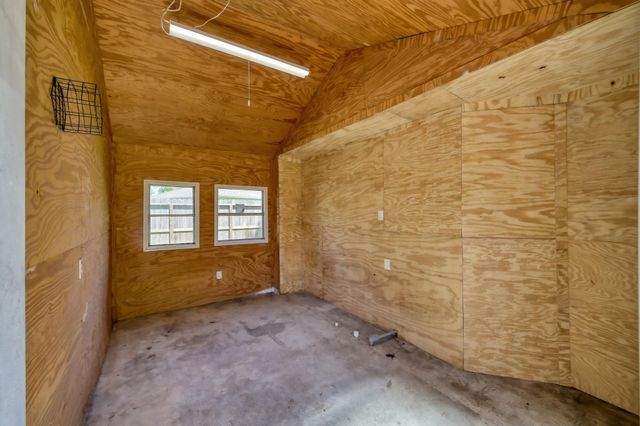 27132 S Harlan Lane, Conroe, TX 77385