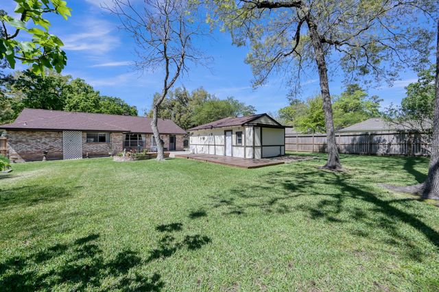 27132 S Harlan Lane, Conroe, TX 77385