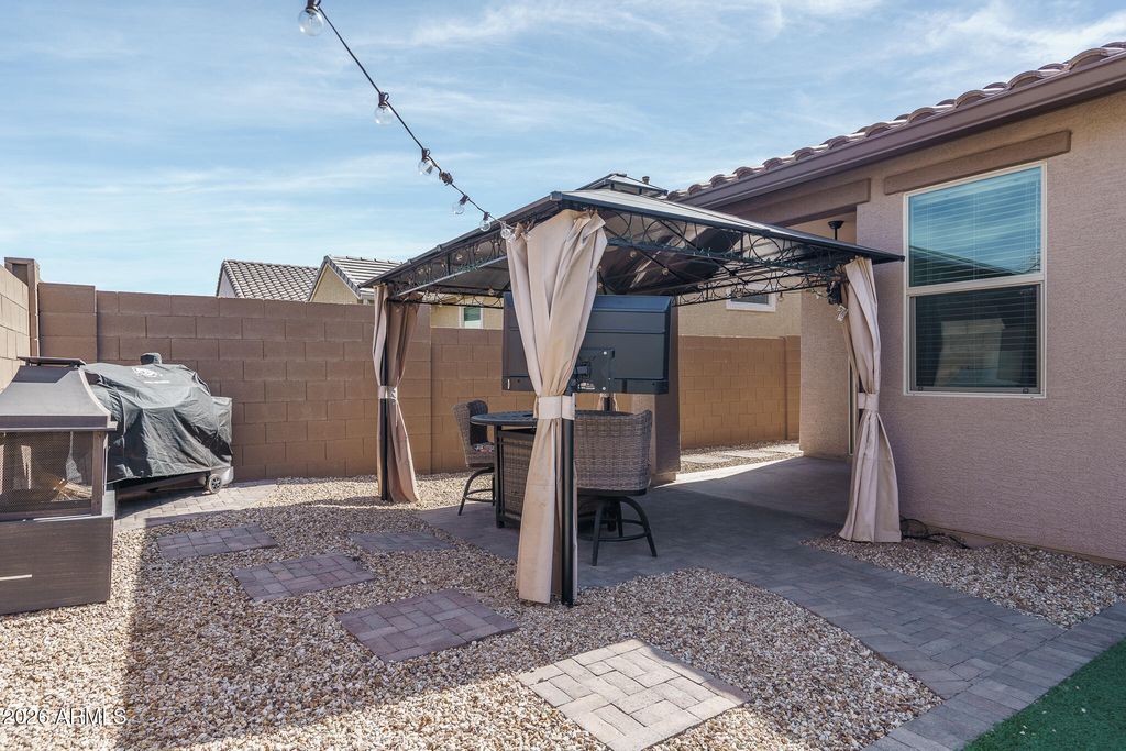 Image 23 of property listing at 8918 W RANCHO Drive, Glendale, AZ 85305