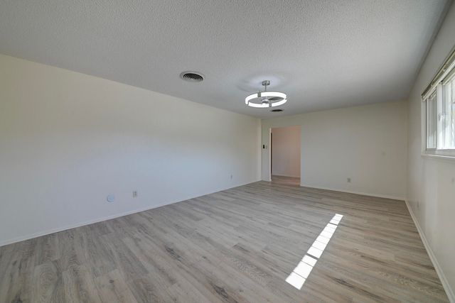2929 Espanola Street NE, Albuquerque, NM 87110