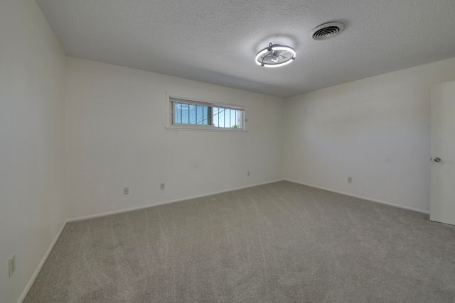 2929 Espanola Street NE, Albuquerque, NM 87110