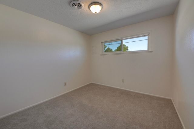 2929 Espanola Street NE, Albuquerque, NM 87110